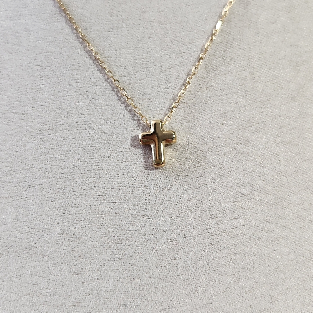 Dainty Gold Cross Necklace